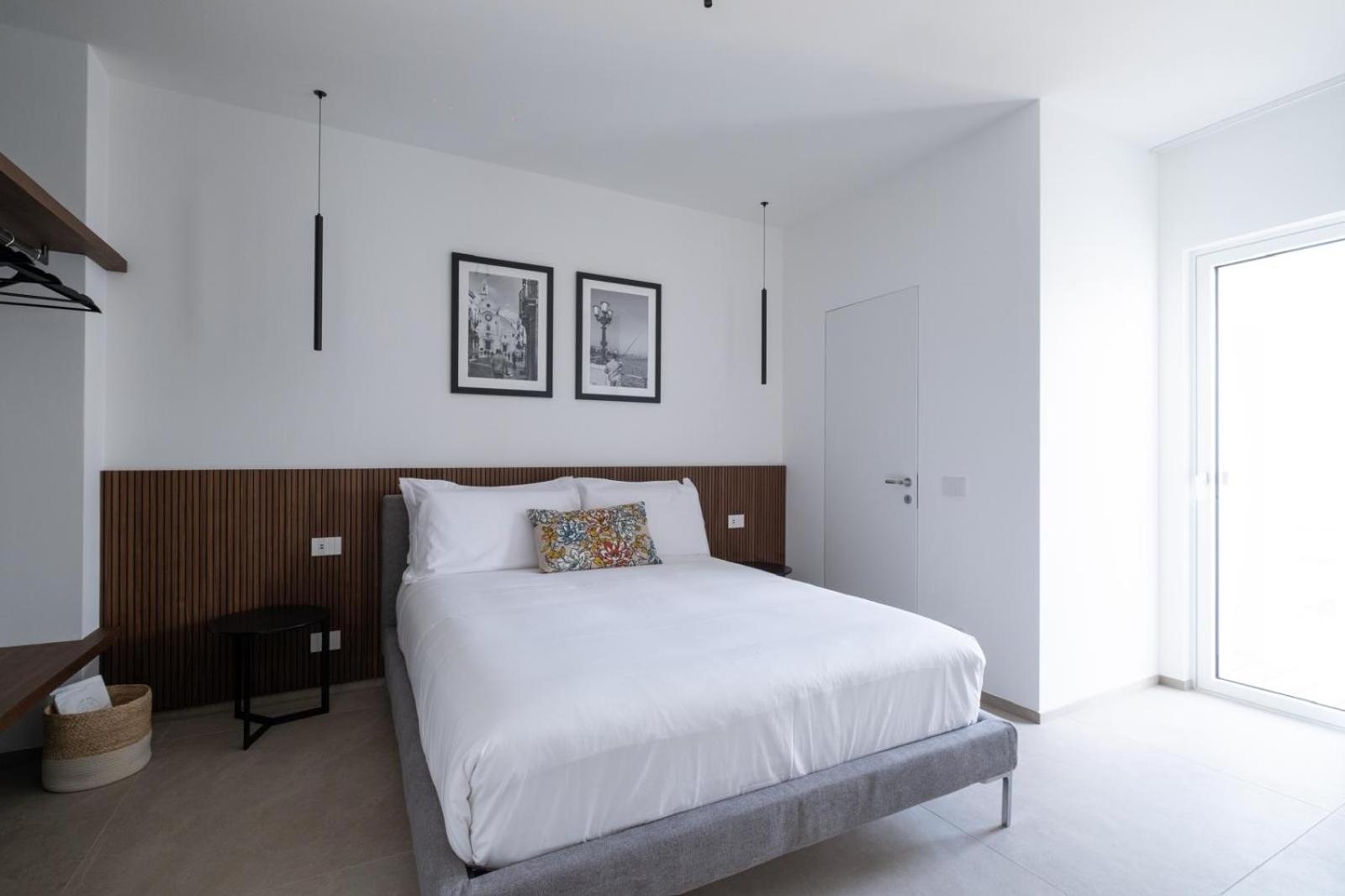 Riviera Apulian Rooms Бари Экстерьер фото